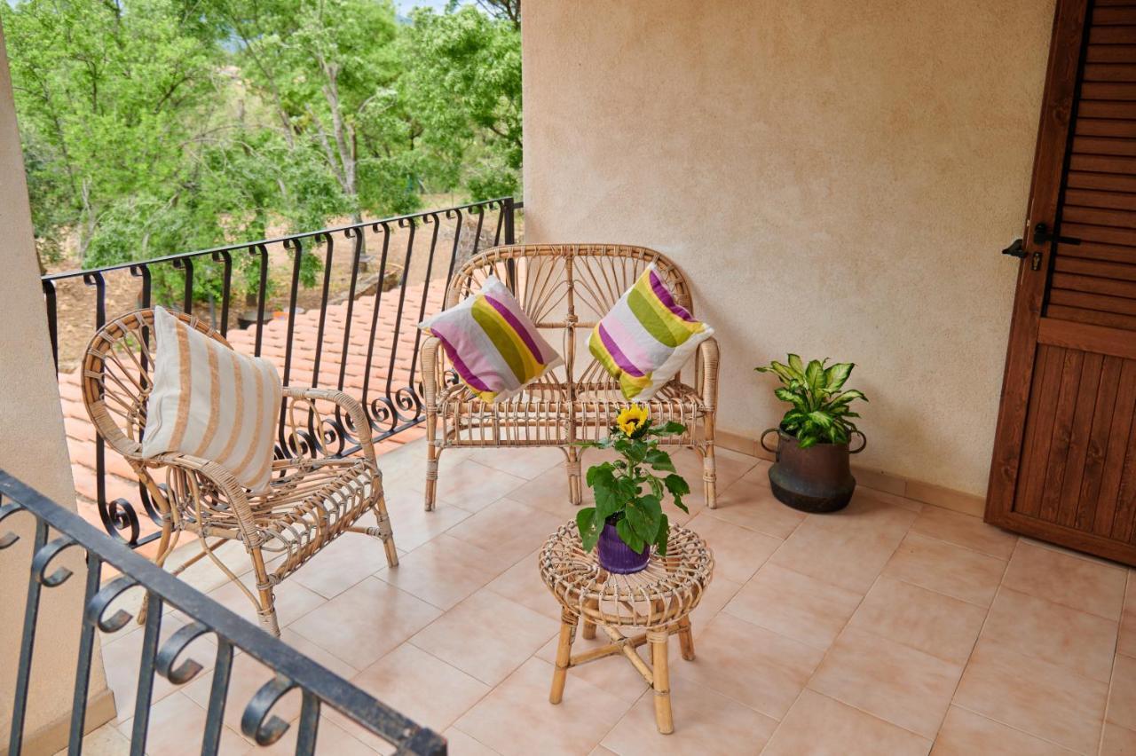 Villa Failla Castelbuono  Extérieur photo