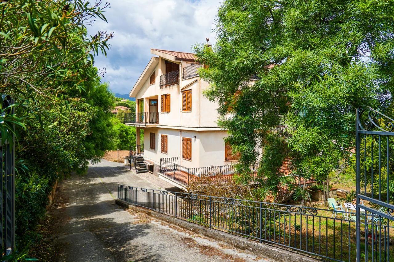Villa Failla Castelbuono  Extérieur photo
